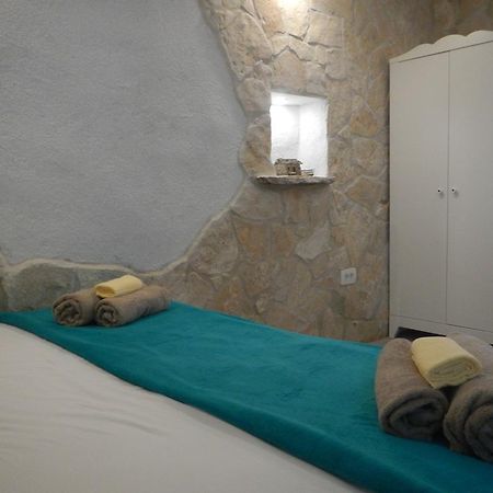 Apartments Valter Tisno Εξωτερικό φωτογραφία