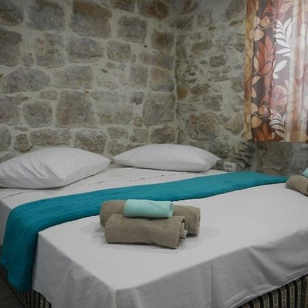 Apartments Valter Tisno Εξωτερικό φωτογραφία