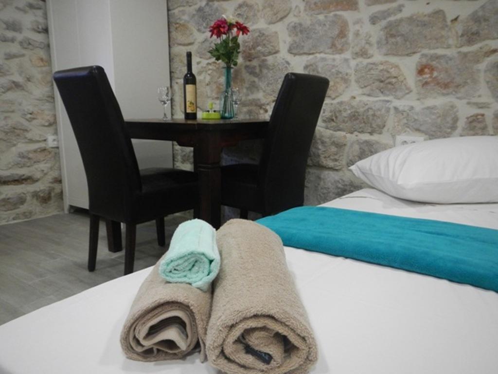 Apartments Valter Tisno Εξωτερικό φωτογραφία