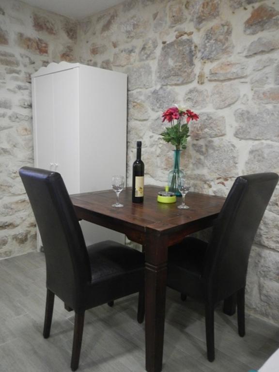 Apartments Valter Tisno Εξωτερικό φωτογραφία